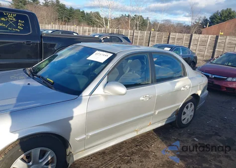 2004 Hyundai Sonata z USA, uszkodzony, nr VIN KMHWF25S84A093134